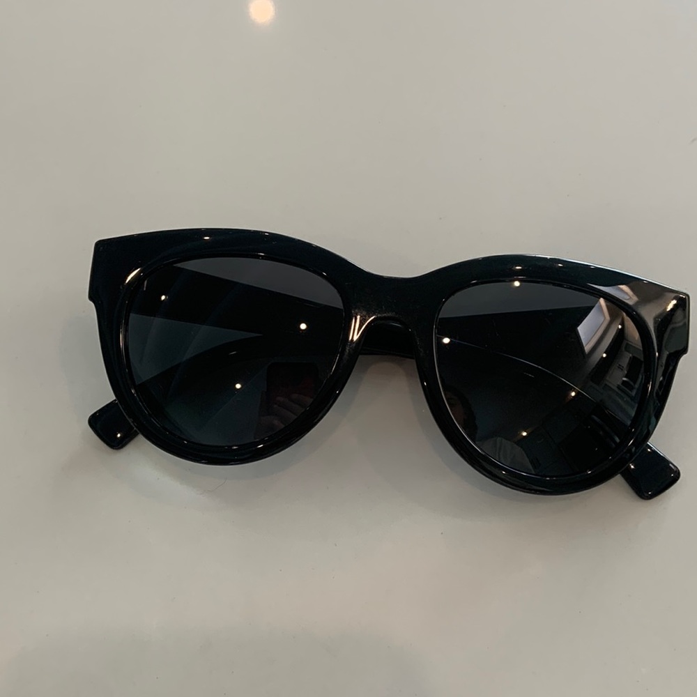 Black Polarized Sun glasses
